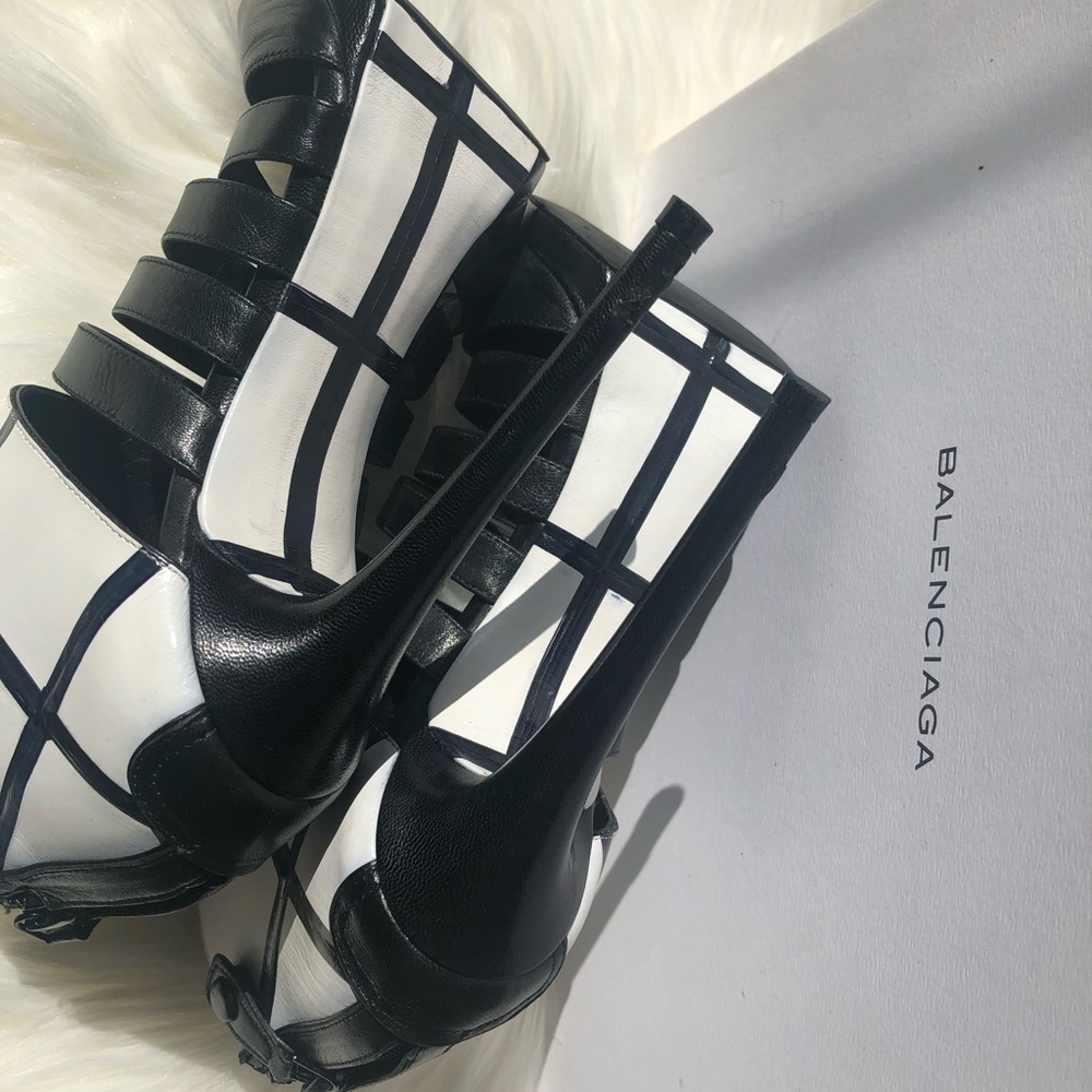 Authentic Balenciaga Shoes - Picture 2 of 6